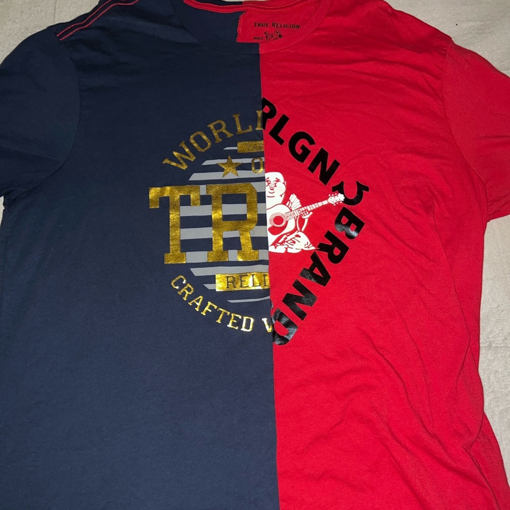 True religion half color tshirt